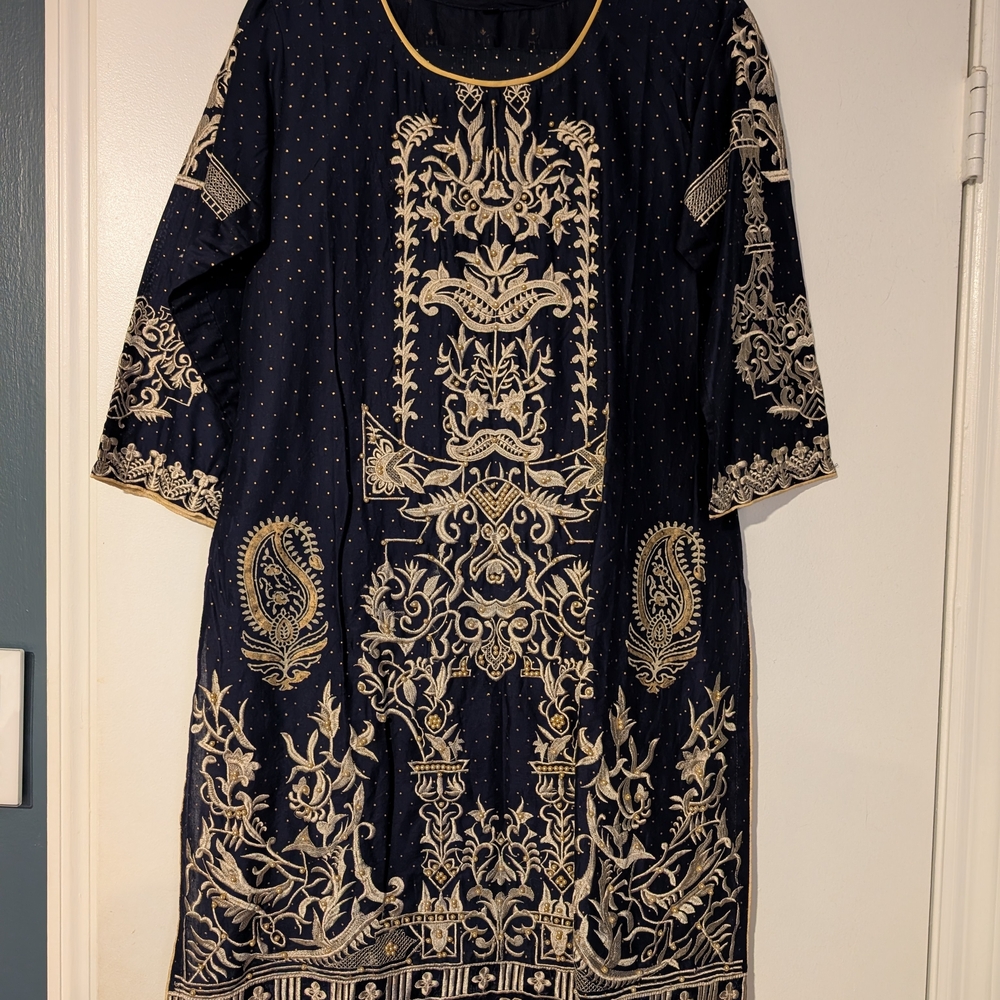 Pakistani 3 Piece Suit NWOT